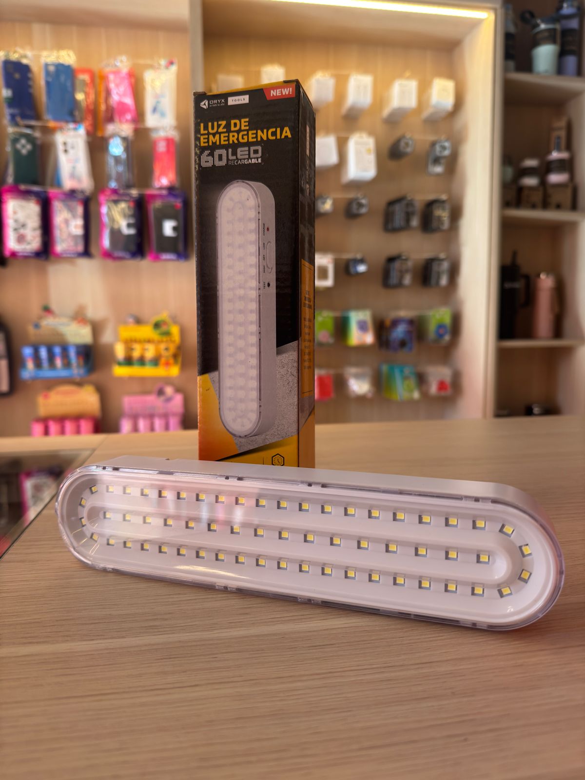 Luz de Emergencia ORYX 60 LED